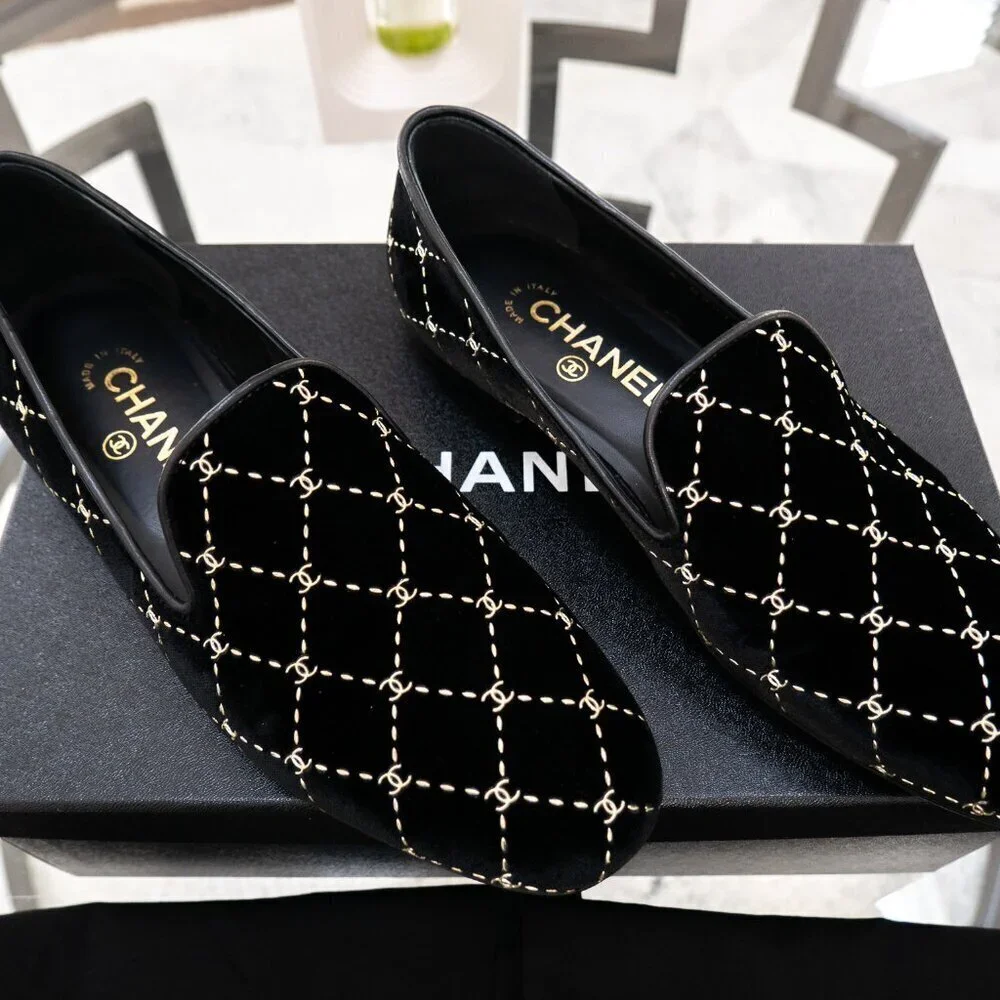 Chanel Black Velvet Diamond CC Patterned Moccasin Loafers | Size 8 | UK 38